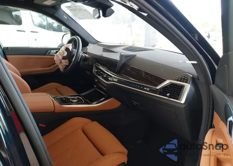 2025 BMW X5 xDrive40I из США, поврежденный, VIN 5UX23EU03S9Y20805